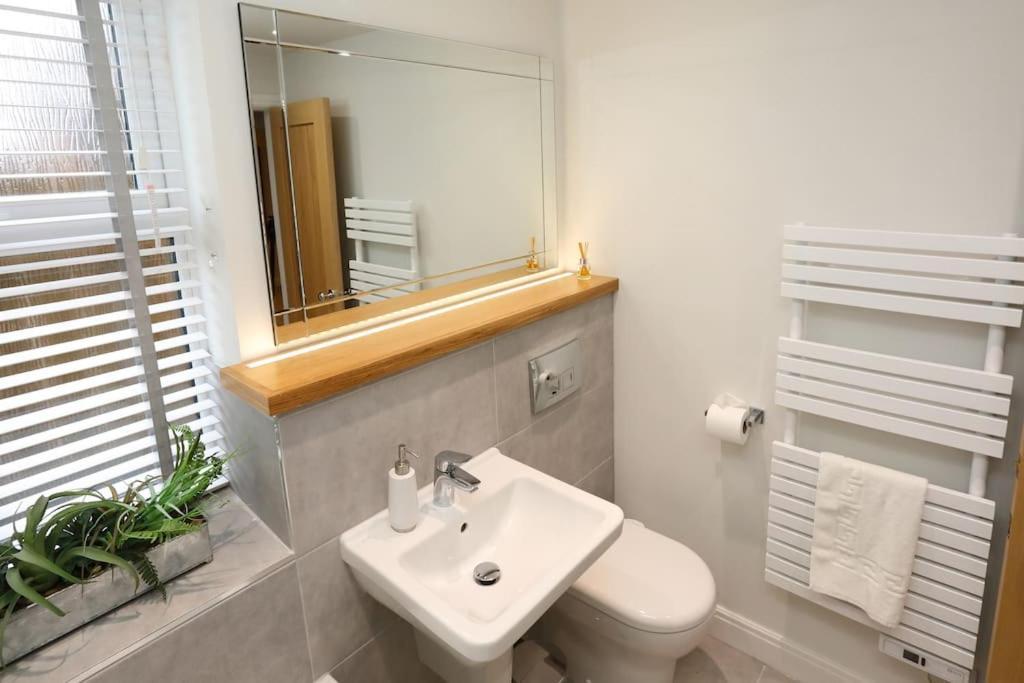 Central Ripon Apartment - View Of The Cathedral! ภายนอก รูปภาพ