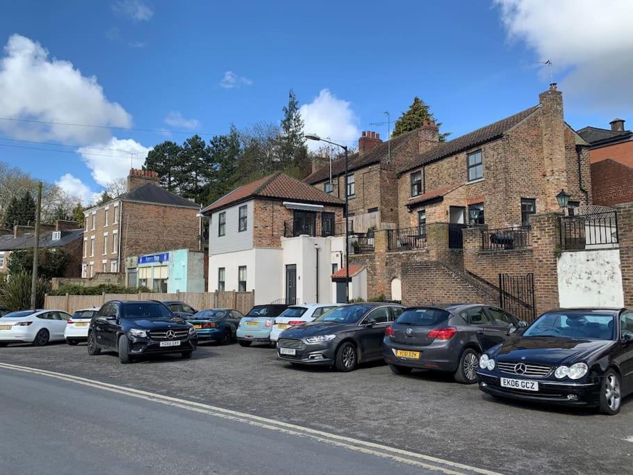 Central Ripon Apartment - View Of The Cathedral! ภายนอก รูปภาพ