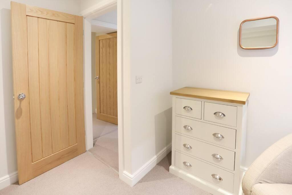Central Ripon Apartment - View Of The Cathedral! ภายนอก รูปภาพ